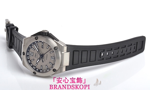 IWC自動巻き時計インヂュニア デュアルタイムチタニウム IW326403
